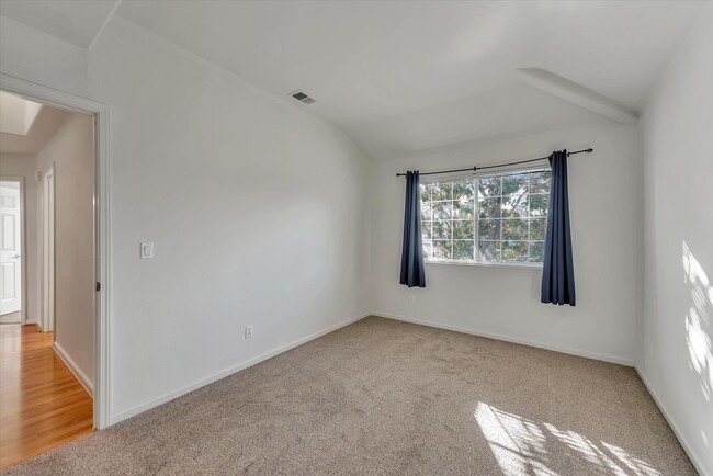 Building Photo - Spacious 4 Bedroom Home. Located in Cupertino