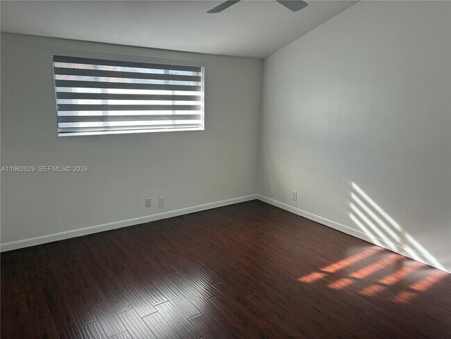 Building Photo - 11611 SW 90th Terrace