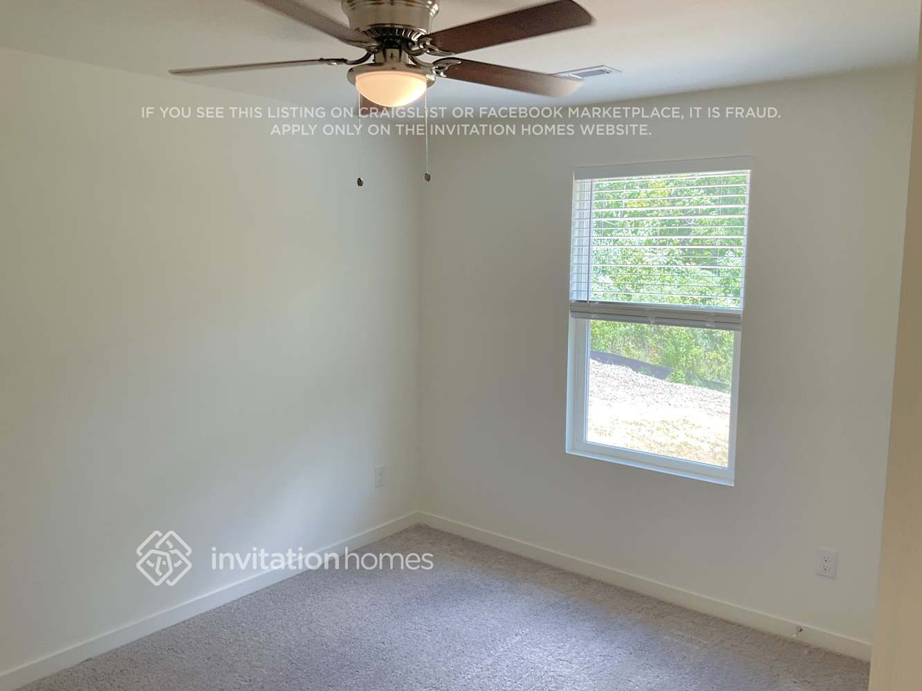 Building Photo - 102 Weller Ln