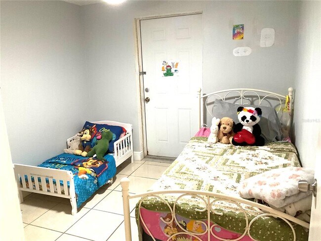 Building Photo - 9315 Candlemaker Ct