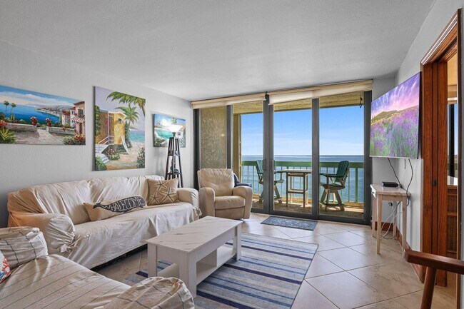 Building Photo - 9940 S Ocean Dr