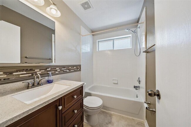 Building Photo - 18007 Melissa Springs Dr