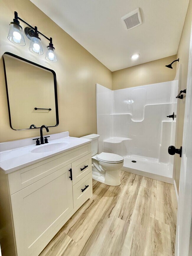 Building Photo - Just Built & Move-In Ready - Stunning New 3 Bedroom, 2 Bath Home!