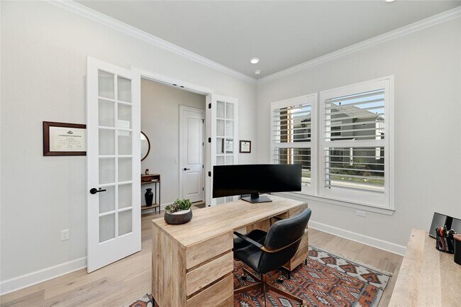 Building Photo - 5820 Harper Park Dr