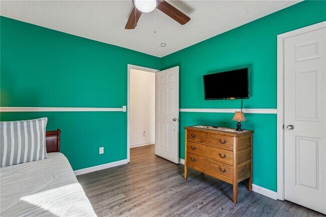 Building Photo - 1212 Torrey Pl SE