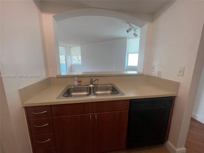 Building Photo - 9201 Collins Ave