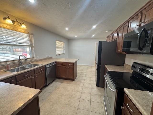 Building Photo - 135 N Westchester Ave