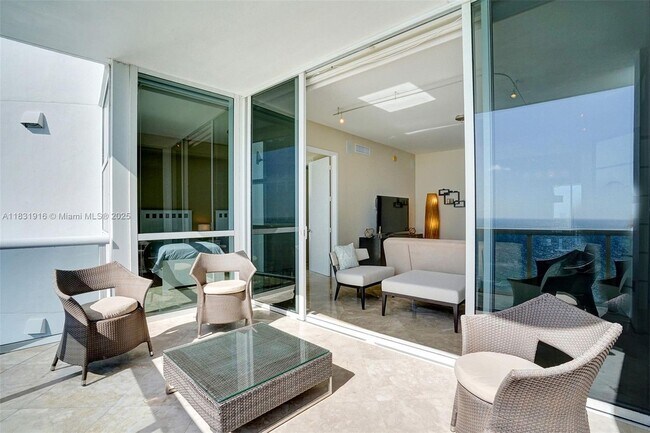 Building Photo - 18101 Collins Ave