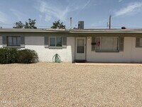 Building Photo - 10309 Shoshone St