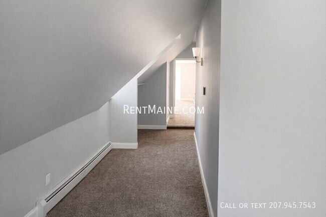 Building Photo - 221 Water St