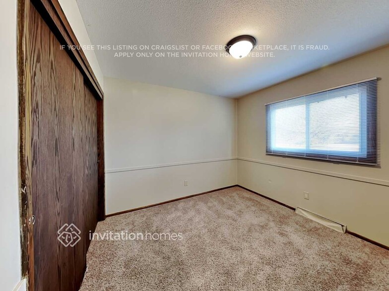 Building Photo - 6109 81st Ave N