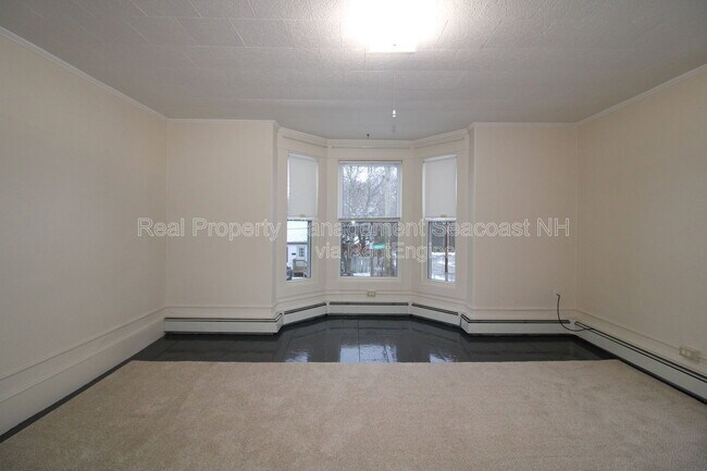 Building Photo - 69 Lafayette St