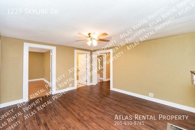 Building Photo - 1229 Skyline Dr