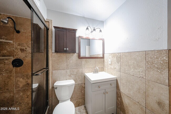 Building Photo - 93 S 95th St