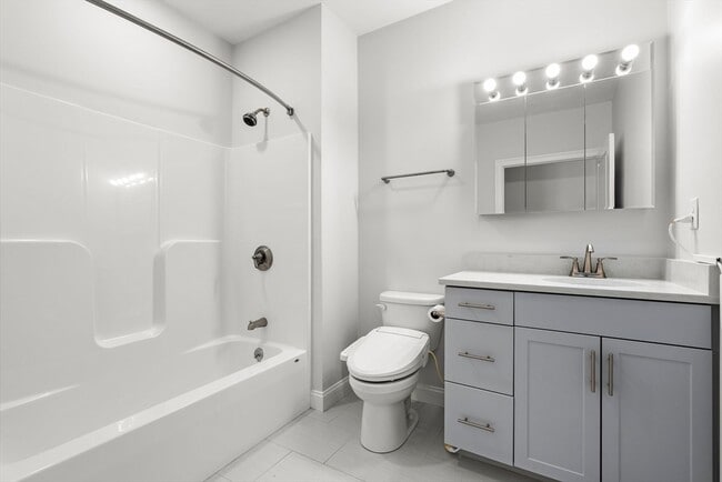 Building Photo - 320 Middlesex Ave