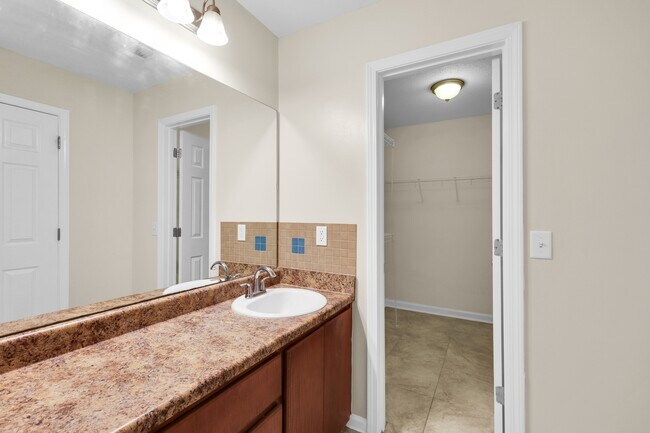 Building Photo - 4 Expedition Way