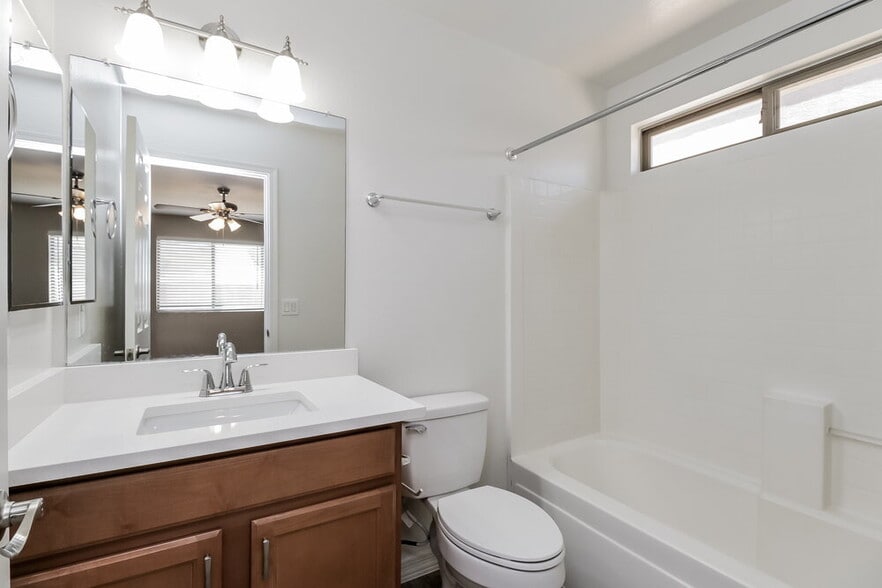 Building Photo - 34895 N Open Range Dr