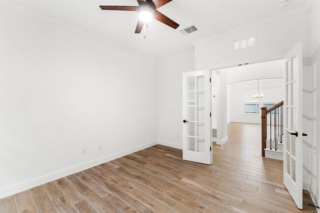 Building Photo - 201 Bristlecone Bend