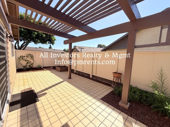 Building Photo - 3430 Apricot Tree Way
