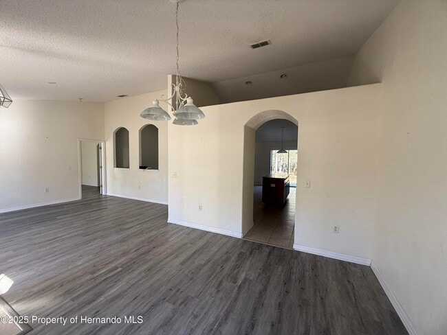 Building Photo - 15096 Mt Ivy Rd