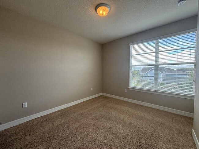 Building Photo - 8656 Waksman Pl