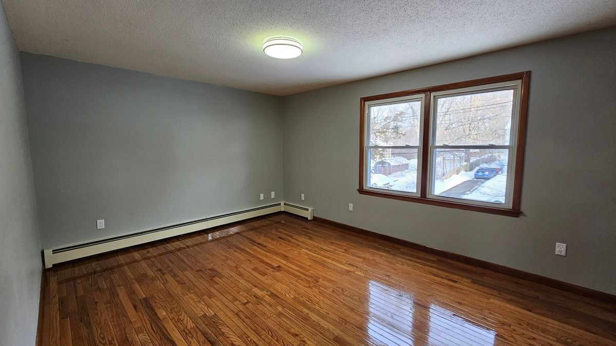 Building Photo - 32 Morrison St