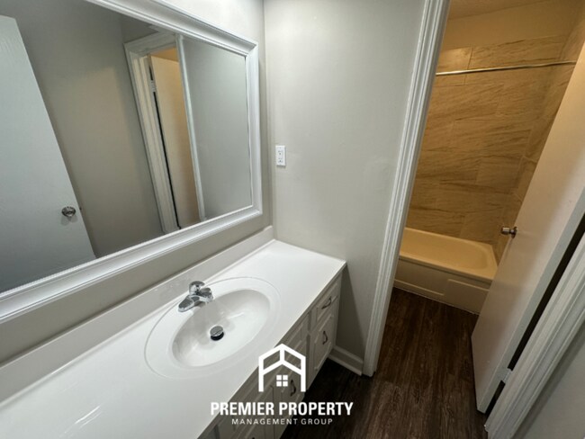 Building Photo - 4556 Trout Valley Dr