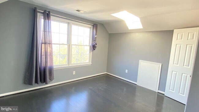 Building Photo - 43861 Hartley Pl