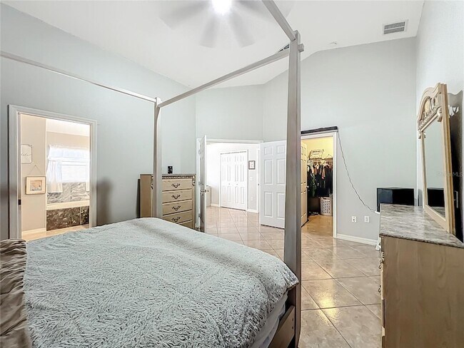 Building Photo - 14826 Lady Victoria Blvd