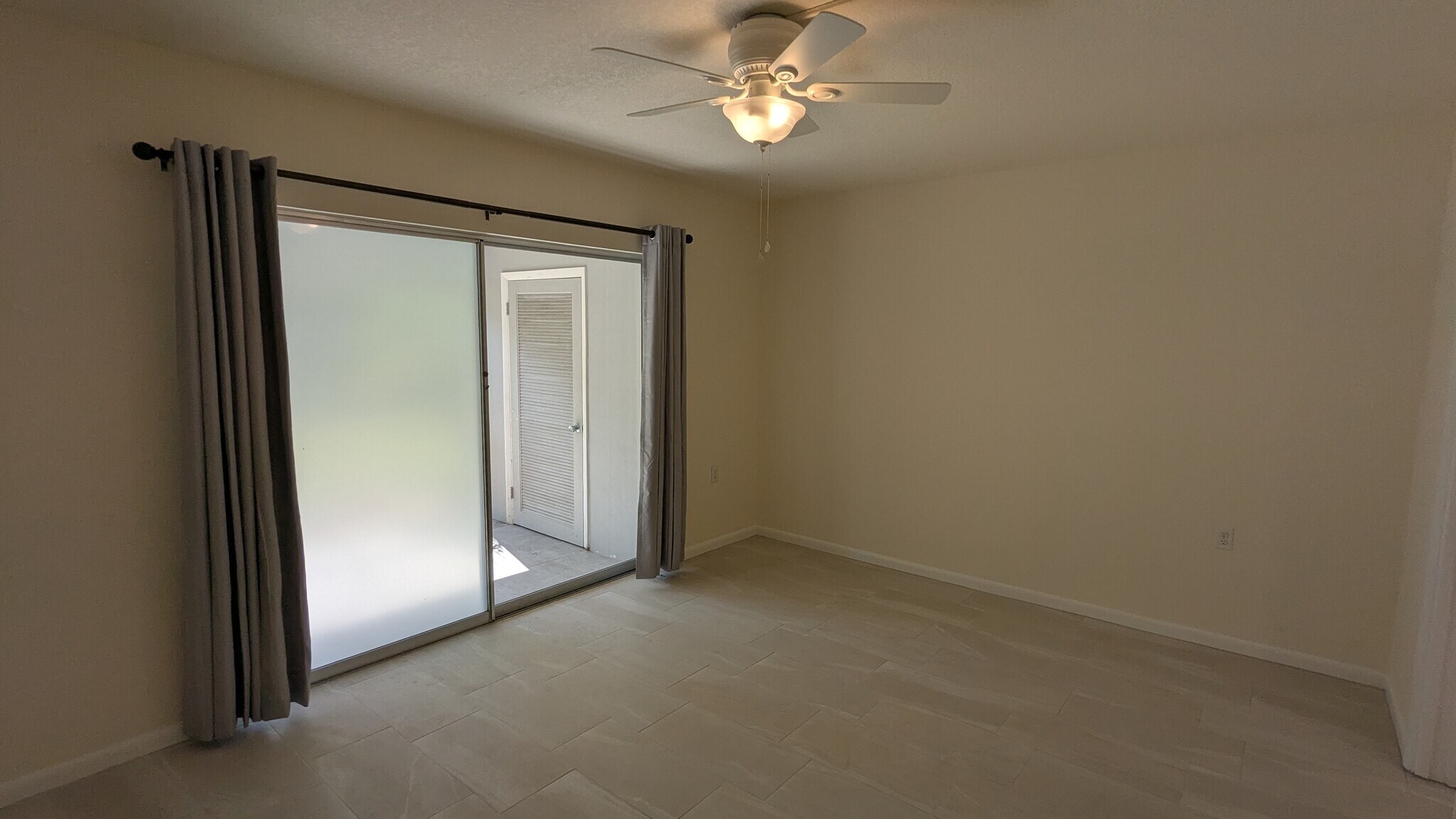 Building Photo - 1900 S Kanner Hwy