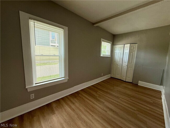 Building Photo - 2602 Vega Ave