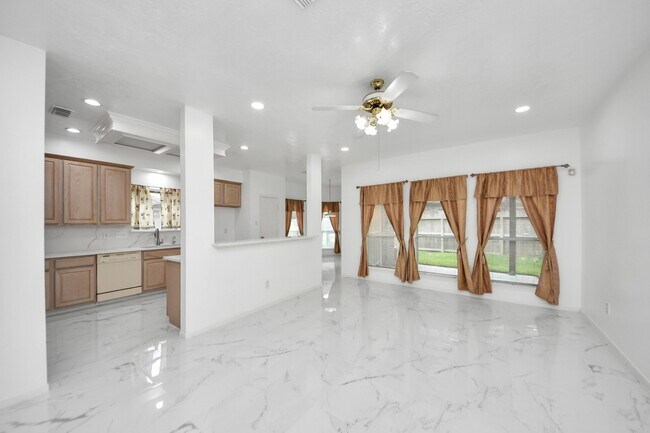 Building Photo - 3138 Waters View Dr