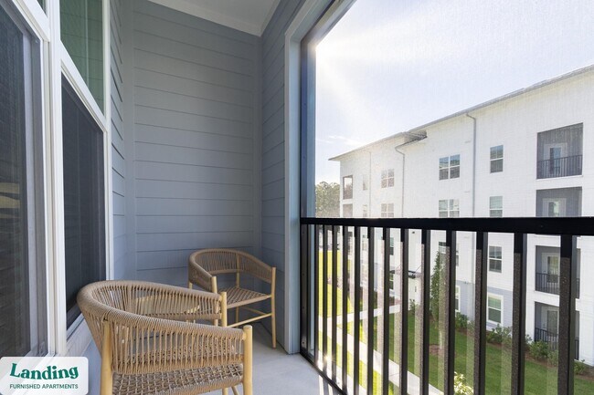 Building Photo - 435 Encore Way