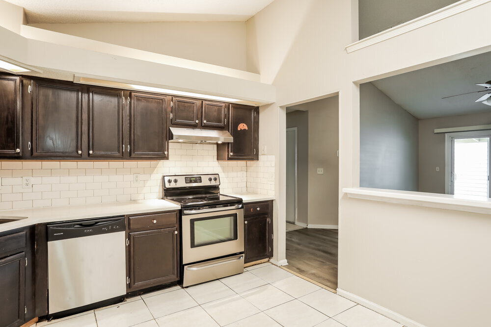 Building Photo - 1841 Quebec Ct