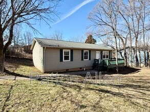 Building Photo - 74 Buffalo St