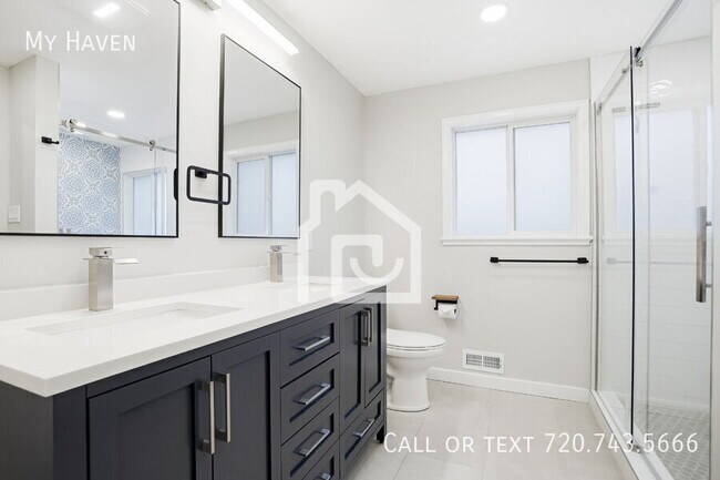 Building Photo - 2351 S Garland St