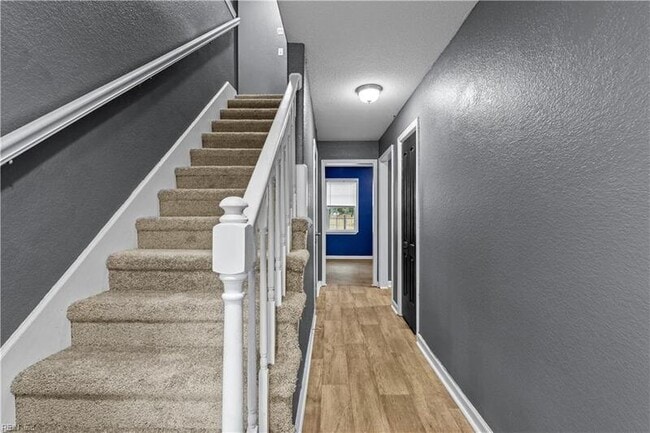 Building Photo - 6423 Dove St