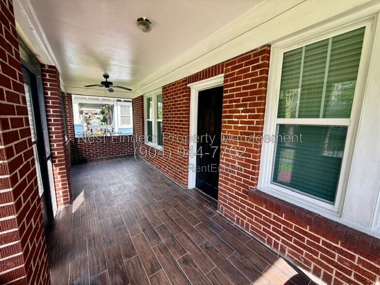 Building Photo - 2803 Green St