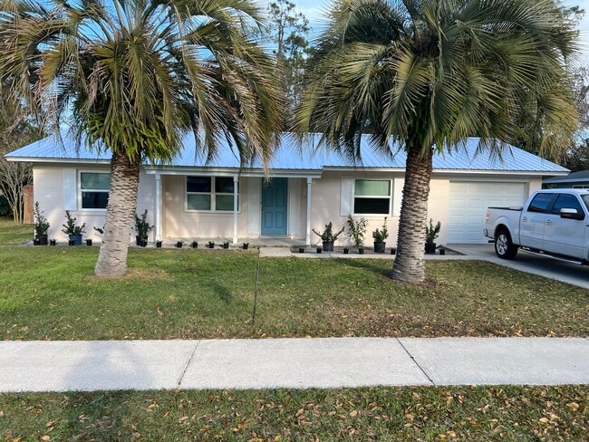 Building Photo - 968 Salzedo Ave