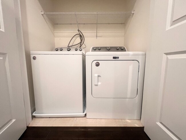 Building Photo - 1674 Delphi Dr