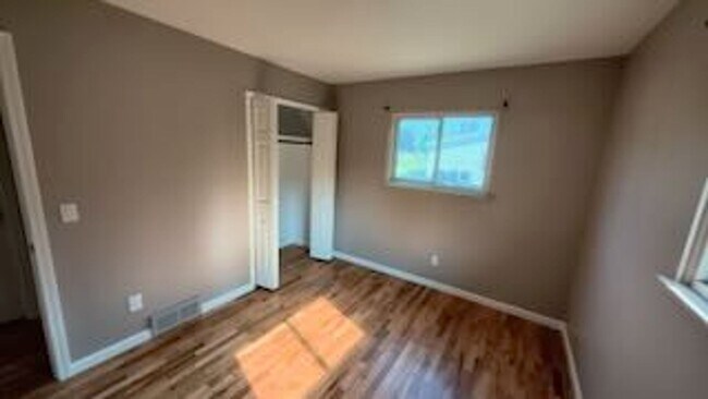 Building Photo - 11354 Berkshire Dr
