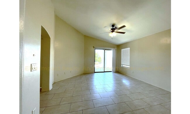 Building Photo - 10844 S Lake Gambusi Dr