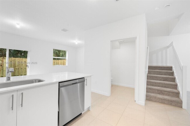 Building Photo - 2713 NW 55th St