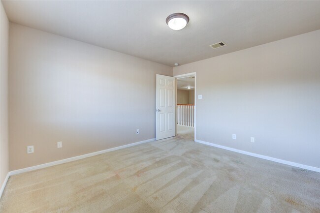 Building Photo - 7323 Sunset Bend Ln