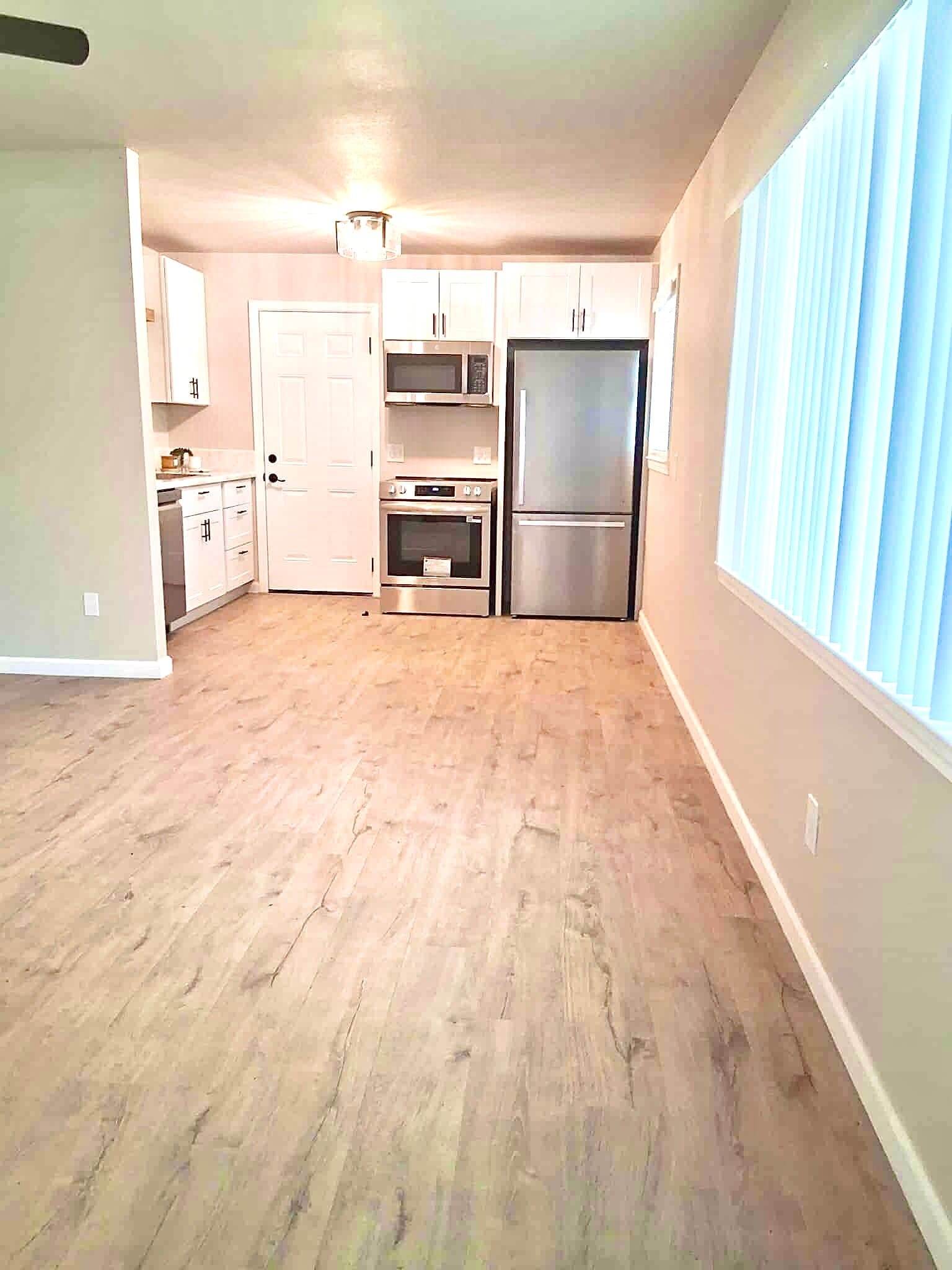 Building Photo - 1164 Franzel Rd