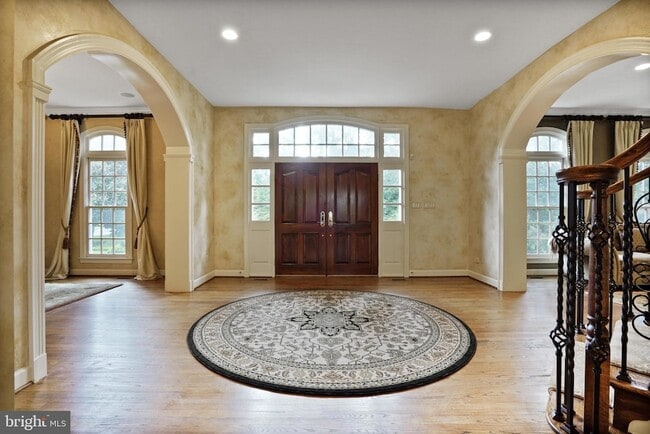 Building Photo - 9864 Walker Glen Ct