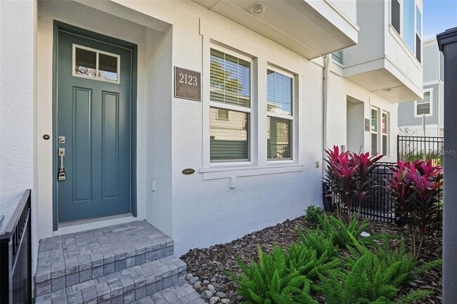 Building Photo - 2123 1st Ave N