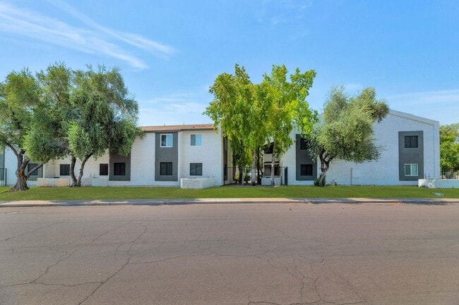 Building Photo - FANTASTIC 2 BED 2 BATHS IN SCOTTSDALE **Cashless Deposit Available!!!** 15 min to ASU