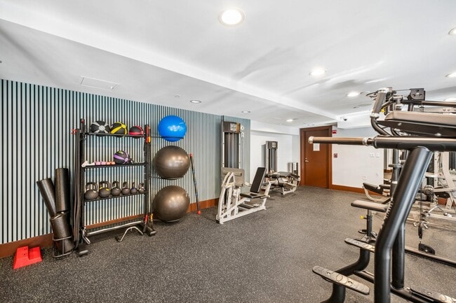 Building Photo - 22 Ave at Port Imperial