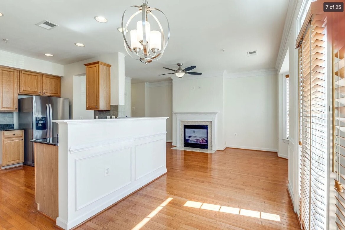 Building Photo - 2458 Curie Ct